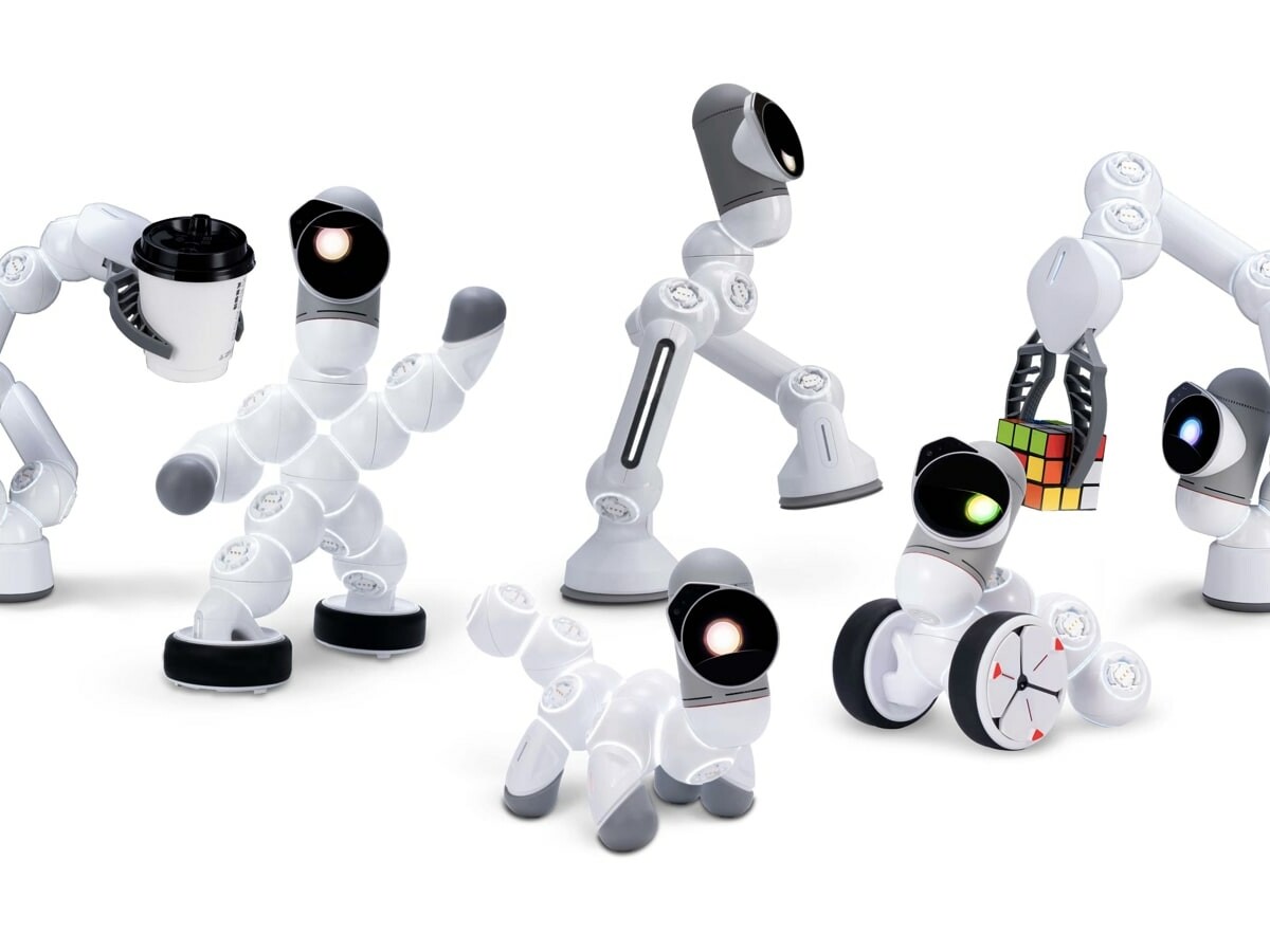 ClicBot kids' coding robot helps young minds discover coding and build