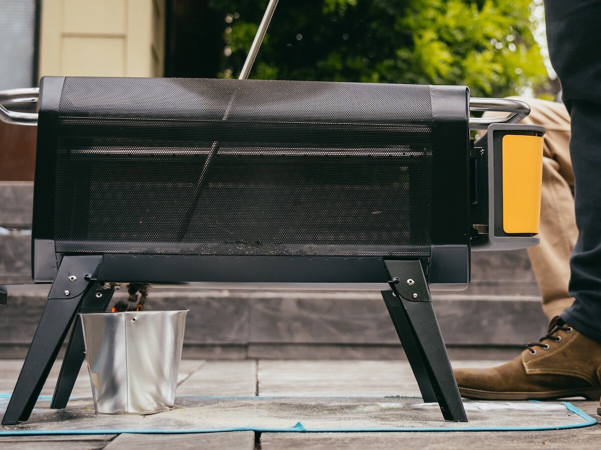 BioLite FirePit Essentials Kit includes the portable Smokeless FirePit