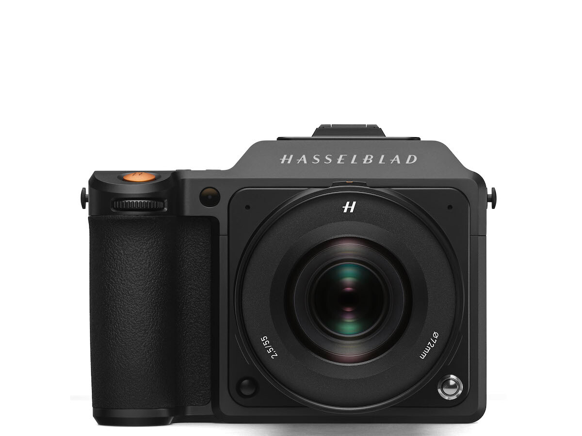 Hasselblad X2D 100C mediumformat mirrorless digital camera body has a