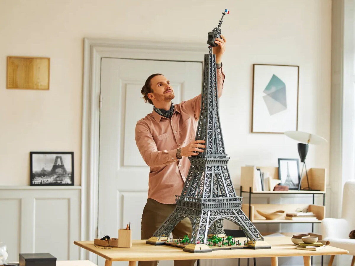 LEGO Eiffel Tower building block set captivate fans of travel, history