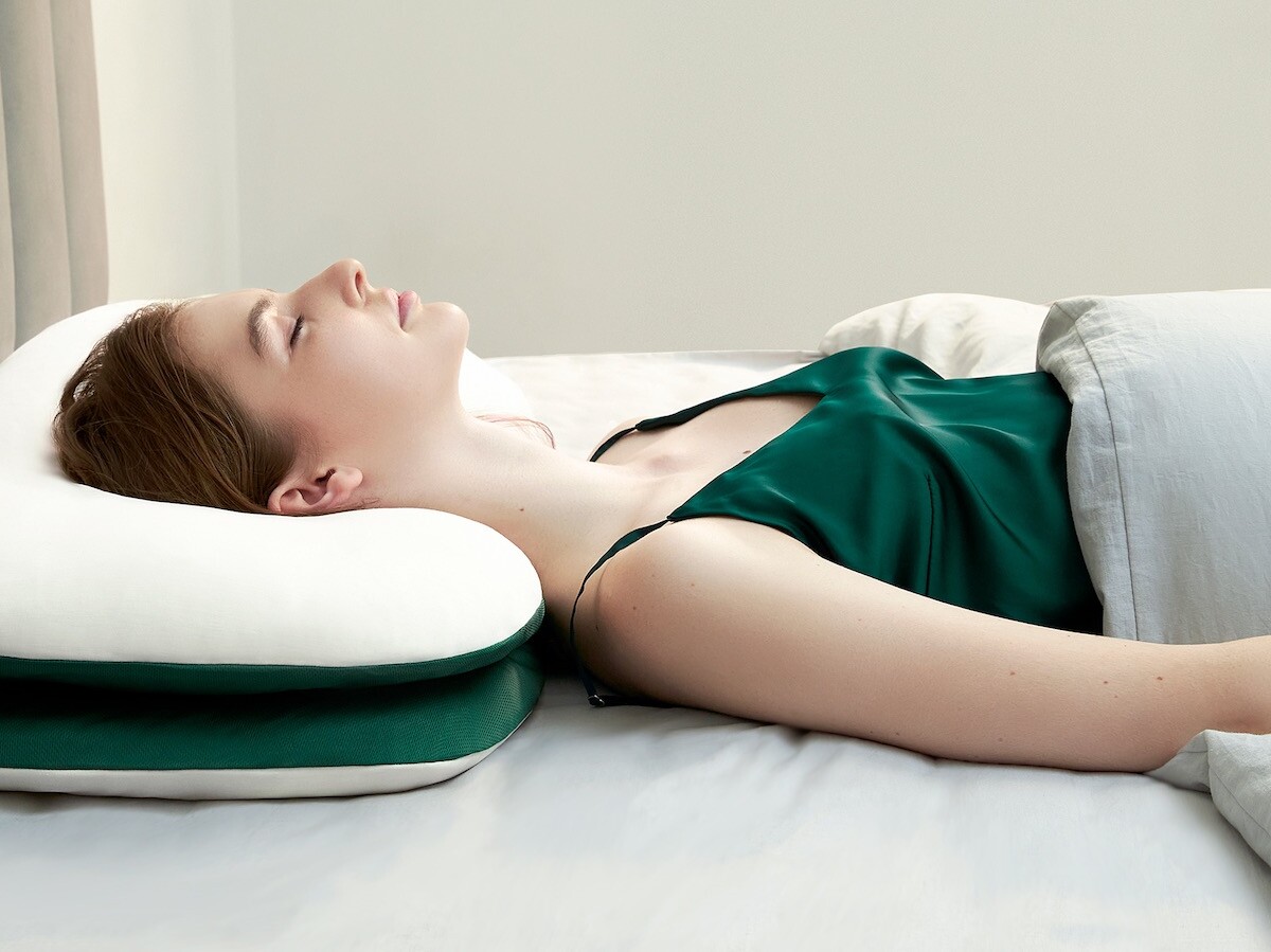 Stack Pillow hybrid thermoregulating pillow is designed for people who