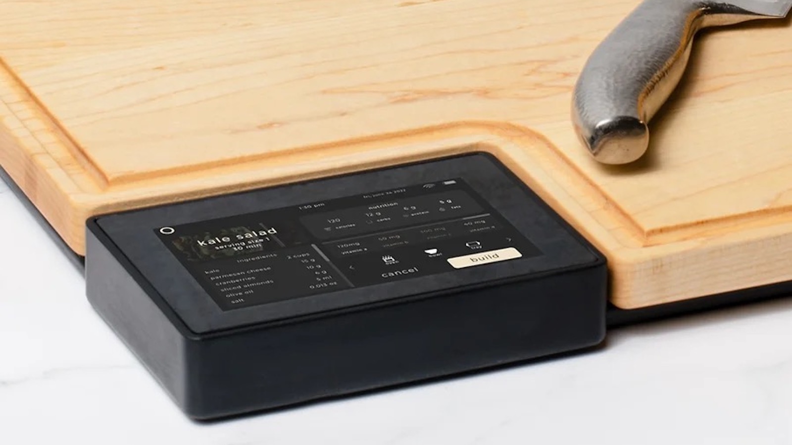 VersaWare Smart Kitchen Cutting Board provides automated nutrition