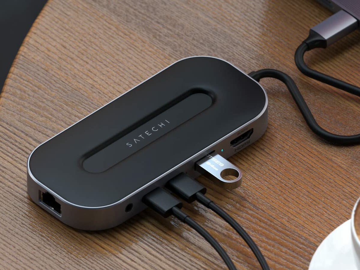 Satechi USB4 Multiport Adapter with 2.5 gives your workspace