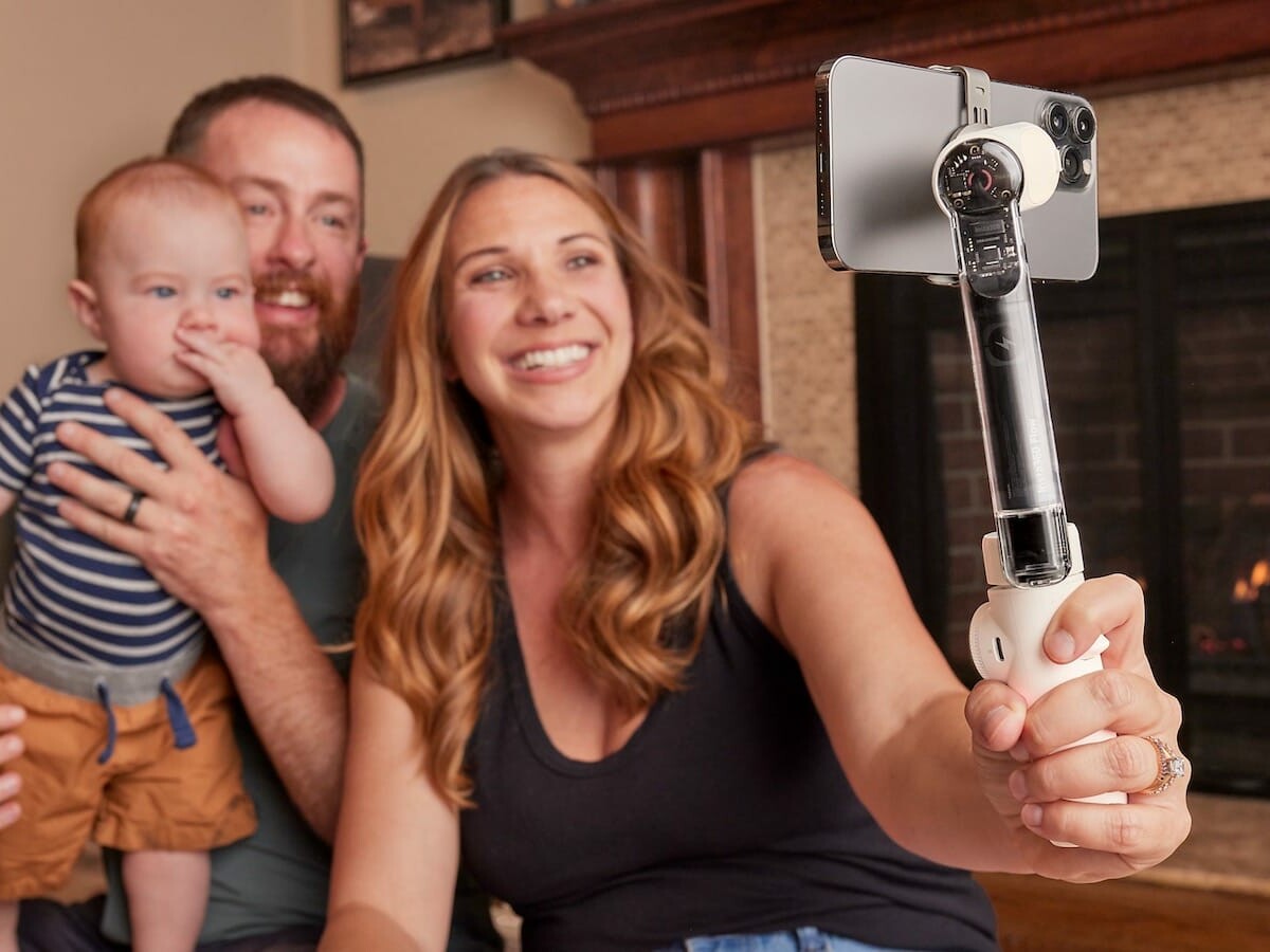 Insta360 Flow advanced AItracking stabilizer is ideal for prolevel