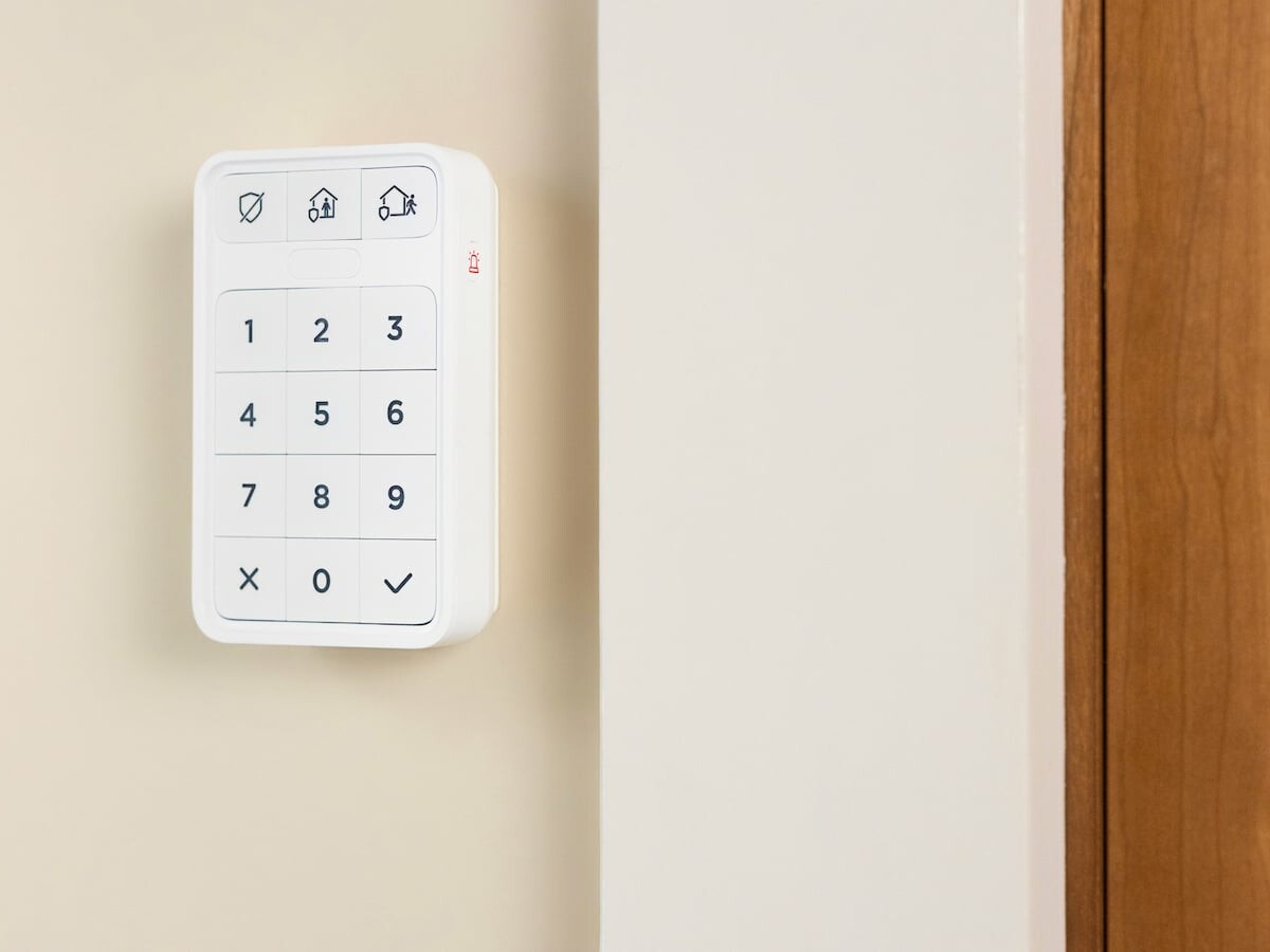 Roku Home Monitoring System SE keeps an eye on your home