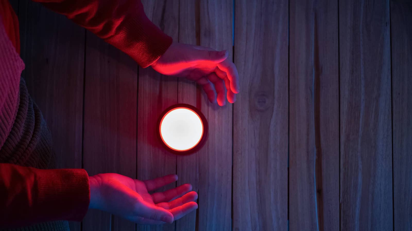 Helight Sleep redlighttherapy sleep device provides a solution to