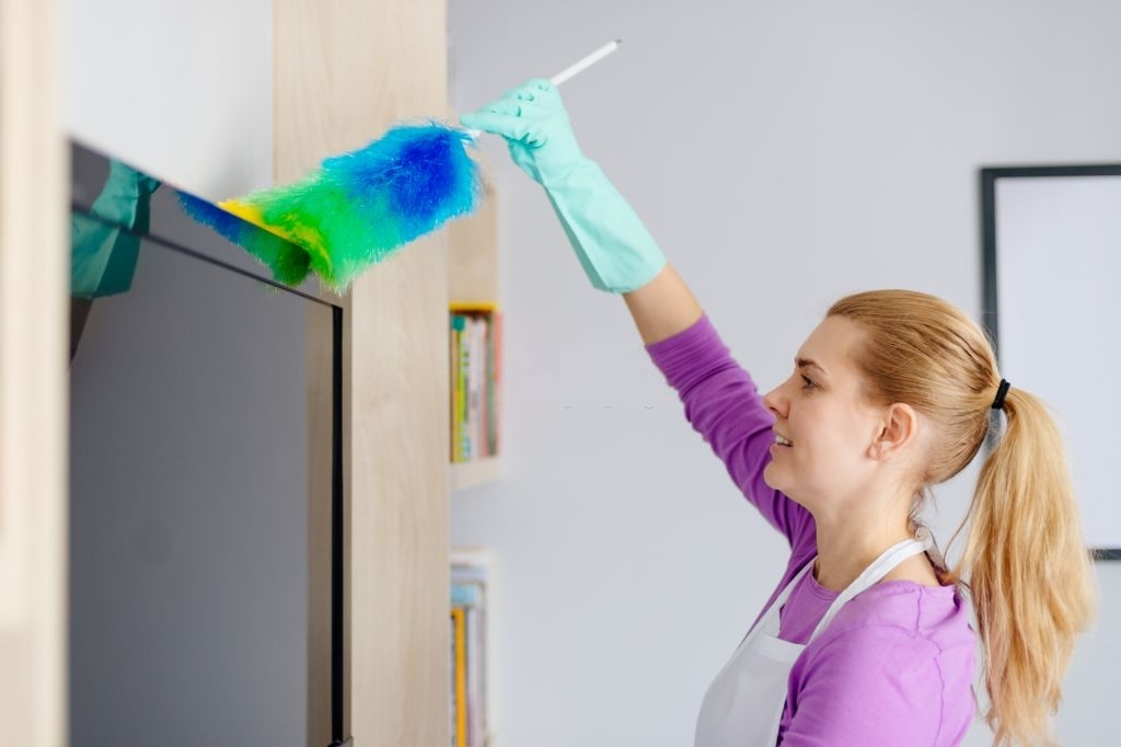 Cleaning A TV | Top Tips For A Successful Screen Clean