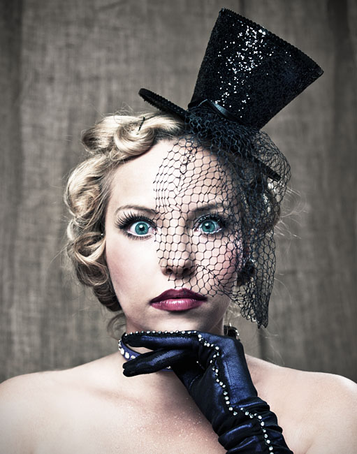 The Gallery Store by DigitalFusion Mini Top Hat Girl