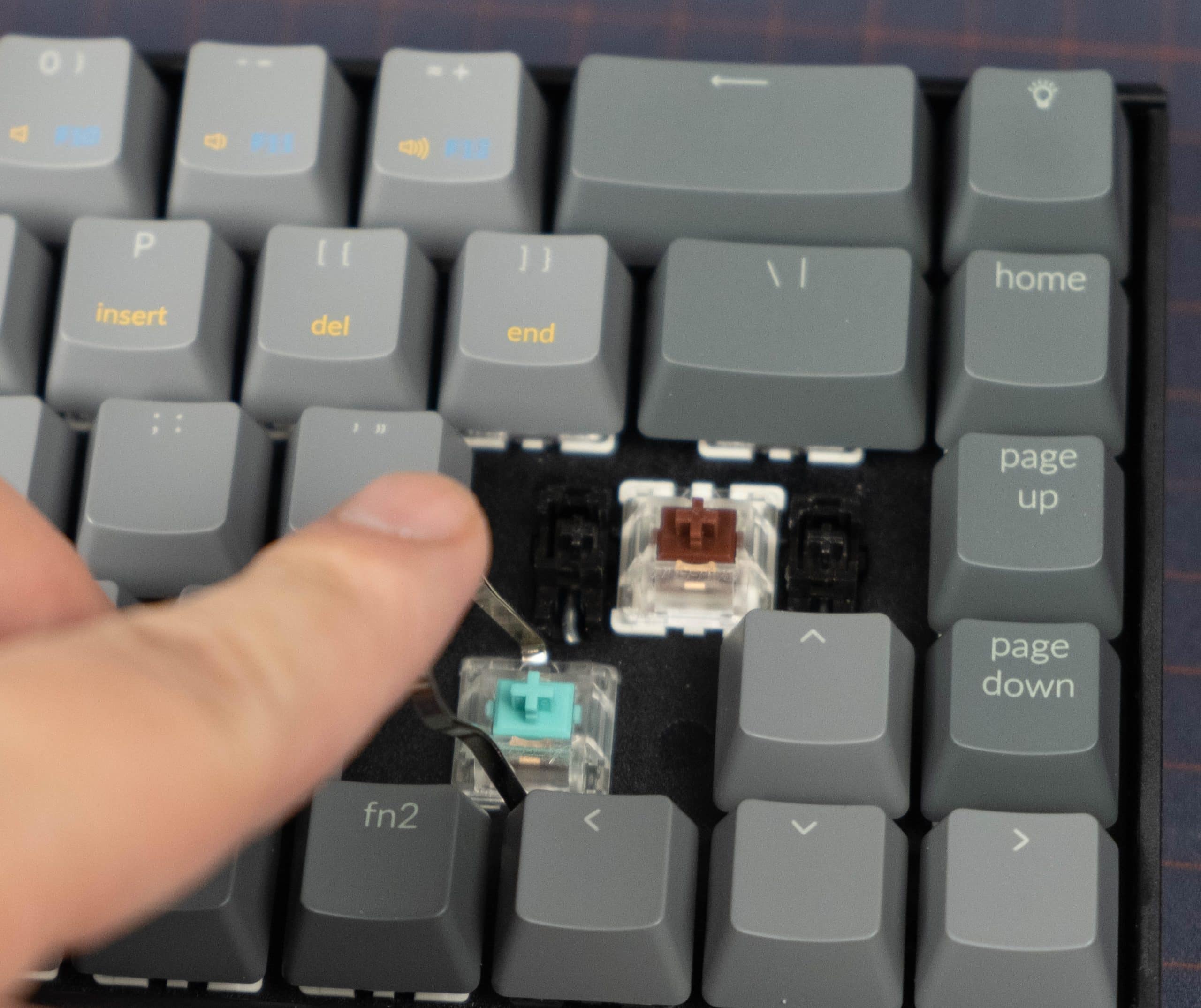 Keychron K6 Review Super Versatile Budget Board TheGamingSetup