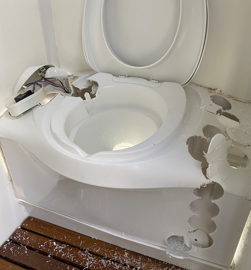 Separett Tiny Toilet Review and Tips! The Gap Decaders