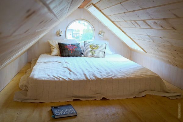 A Natural Touch In The Attic Bedroom