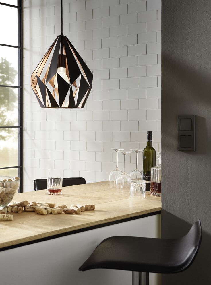 Modern Pendant Lamp in Geometric Shape