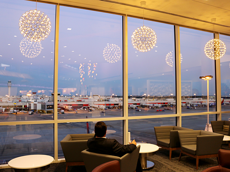 70 Photographs of the New Delta Sky Club on Concourse B in Atlanta