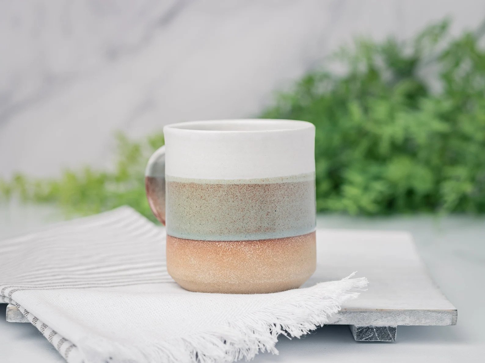 7 Best NonToxic Coffee Mugs For Cozy Drinks (Lead Free)