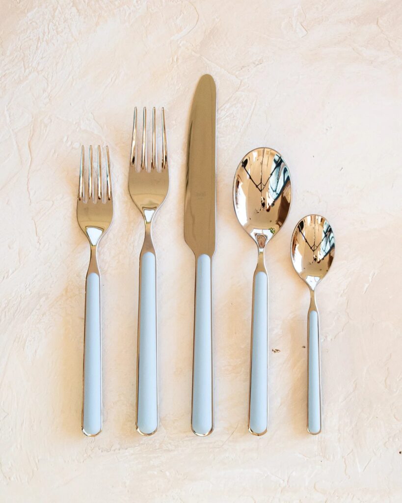 9 Best Non Toxic Flatware Sets For A Sustainable Kitchen (2023)