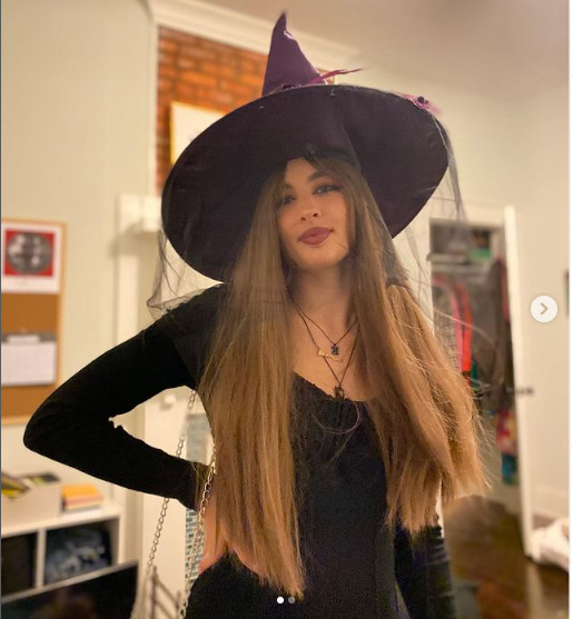 Biography of Maryyycarol: Birthday, Family, Education, Career, Boyfriend, and many more! | The