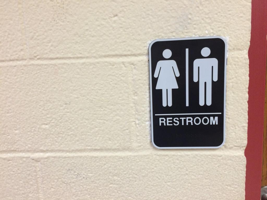 Unisex bathroom replaces men’s faculty restroom The Glen Echo