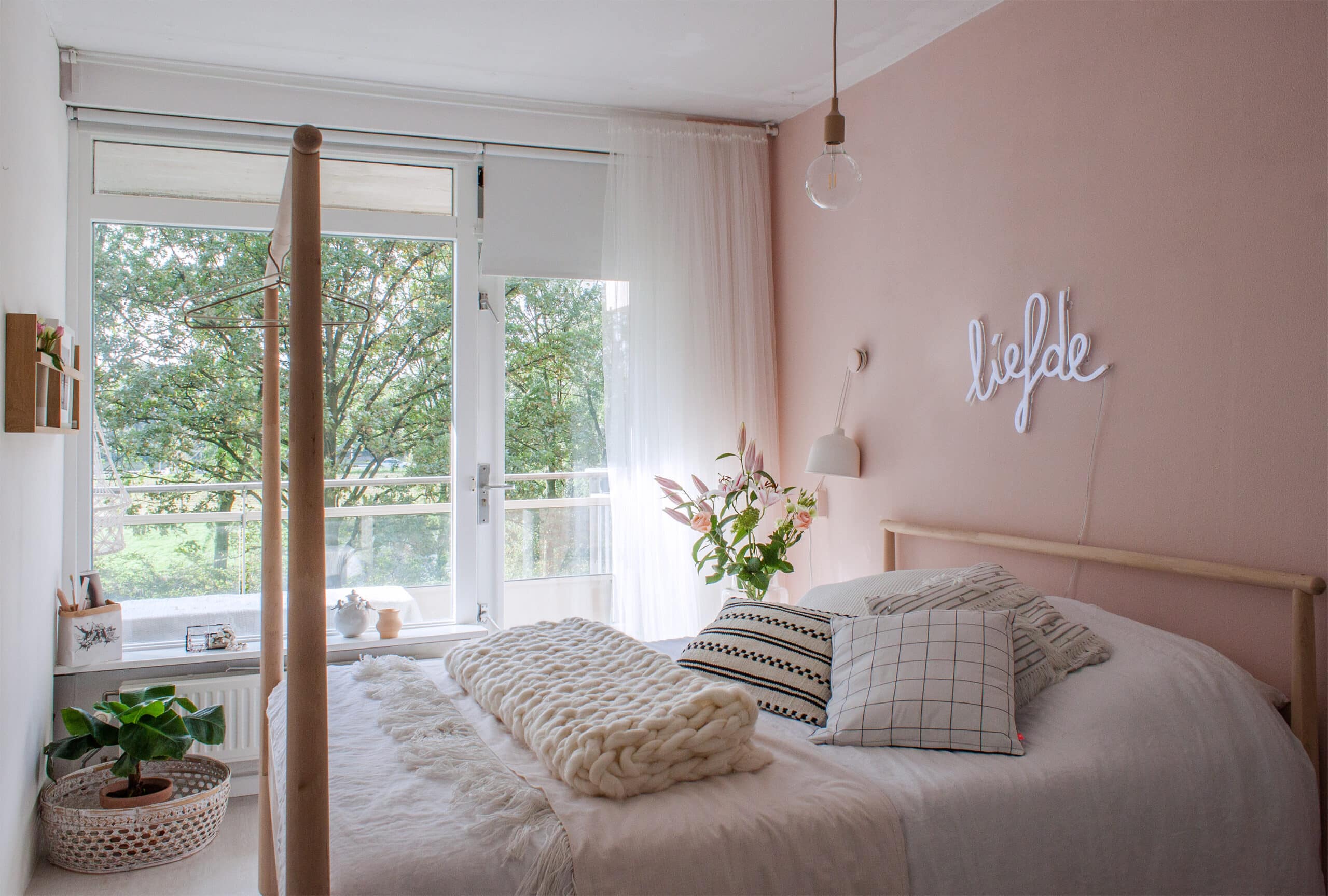 Desain Kamar Tidur Gaya Scandinavian Thegorbalsla