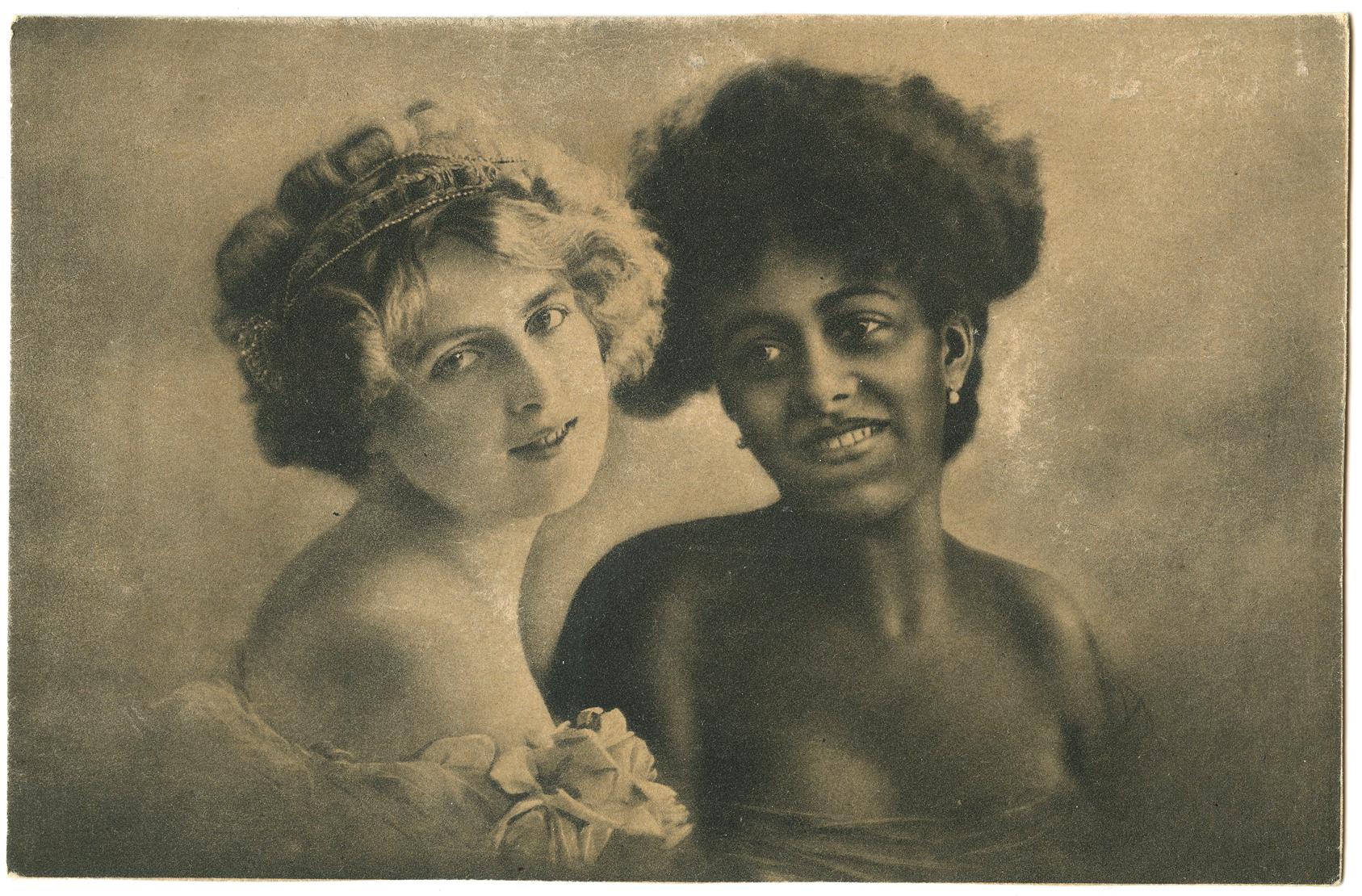 9 Vintage Women Photos! The Graphics Fairy