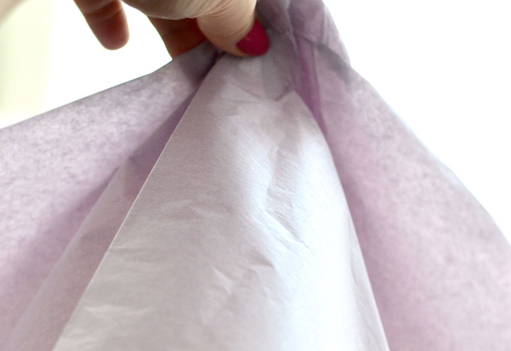 How to put Tissue Paper in a Gift Bag The Graphics Fairy