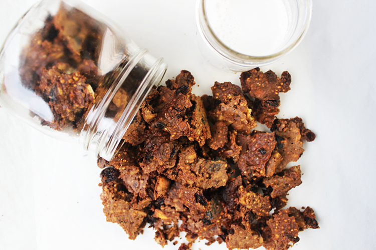 healthy quinoa granola chunks The Green Creator