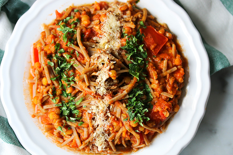 Soba noodles tomato spaghetti with lentils The Green Creator
