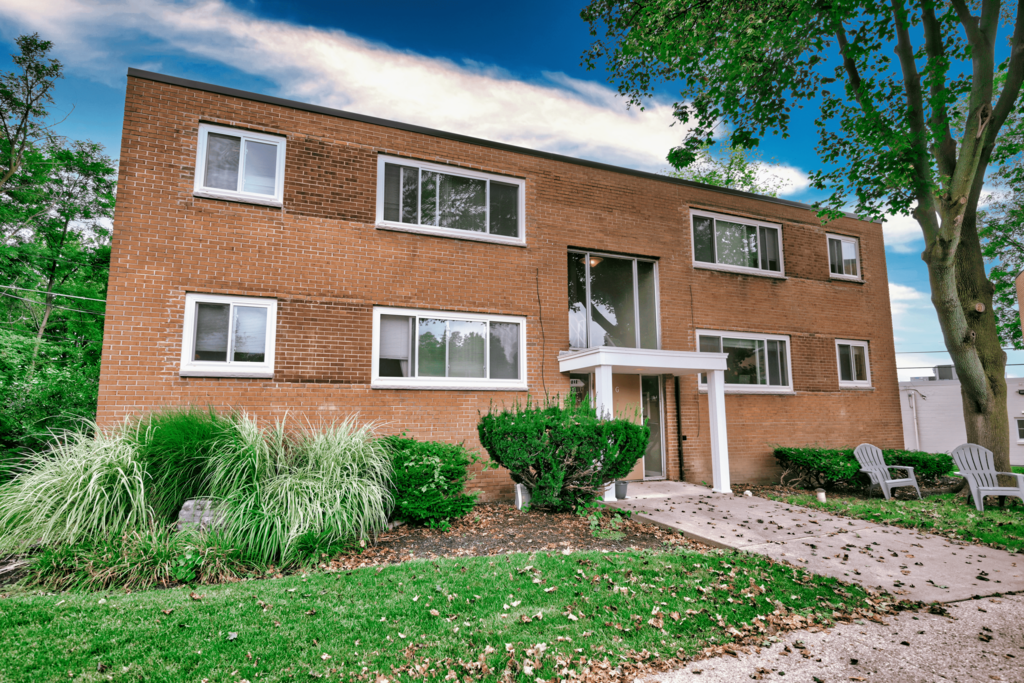 Luxury Apartment Williamsville NY Village Green Court