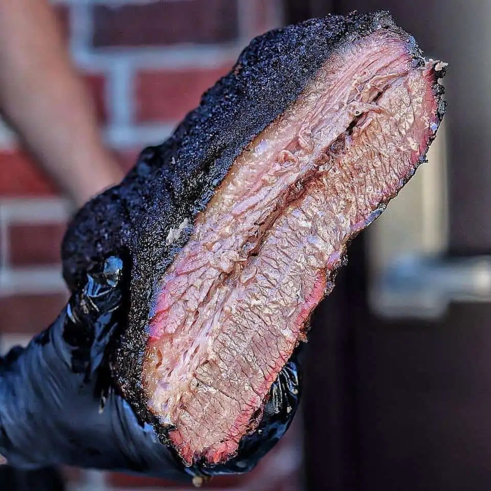 Brisket Flat Cut vs Point Cut (Differences Explained) The Grilling Dad