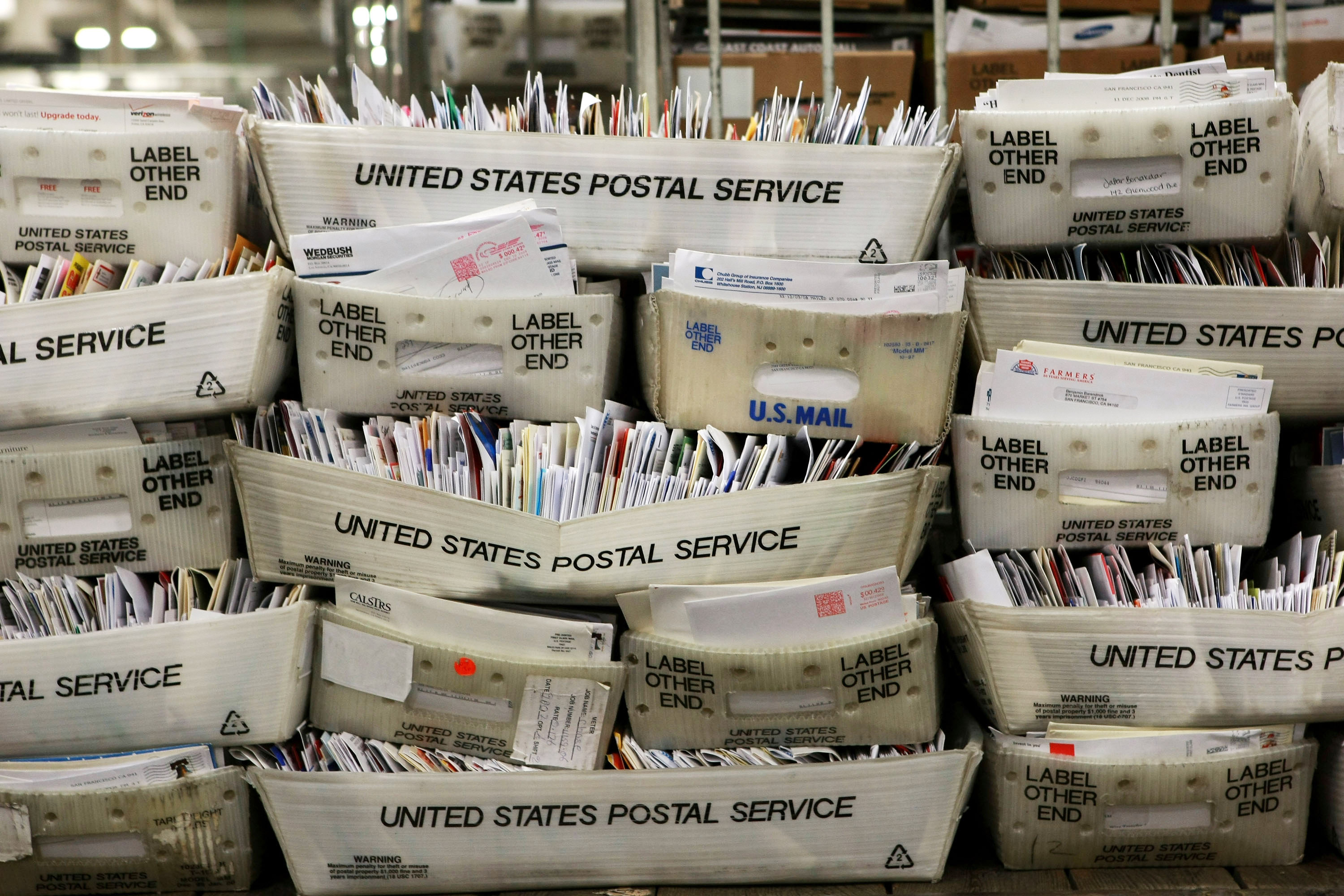 Postal Service removing mail sorting machines as election nears