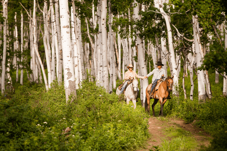 12 Dude Ranches in Colorado You'll Be Dreaming of This Summer The
