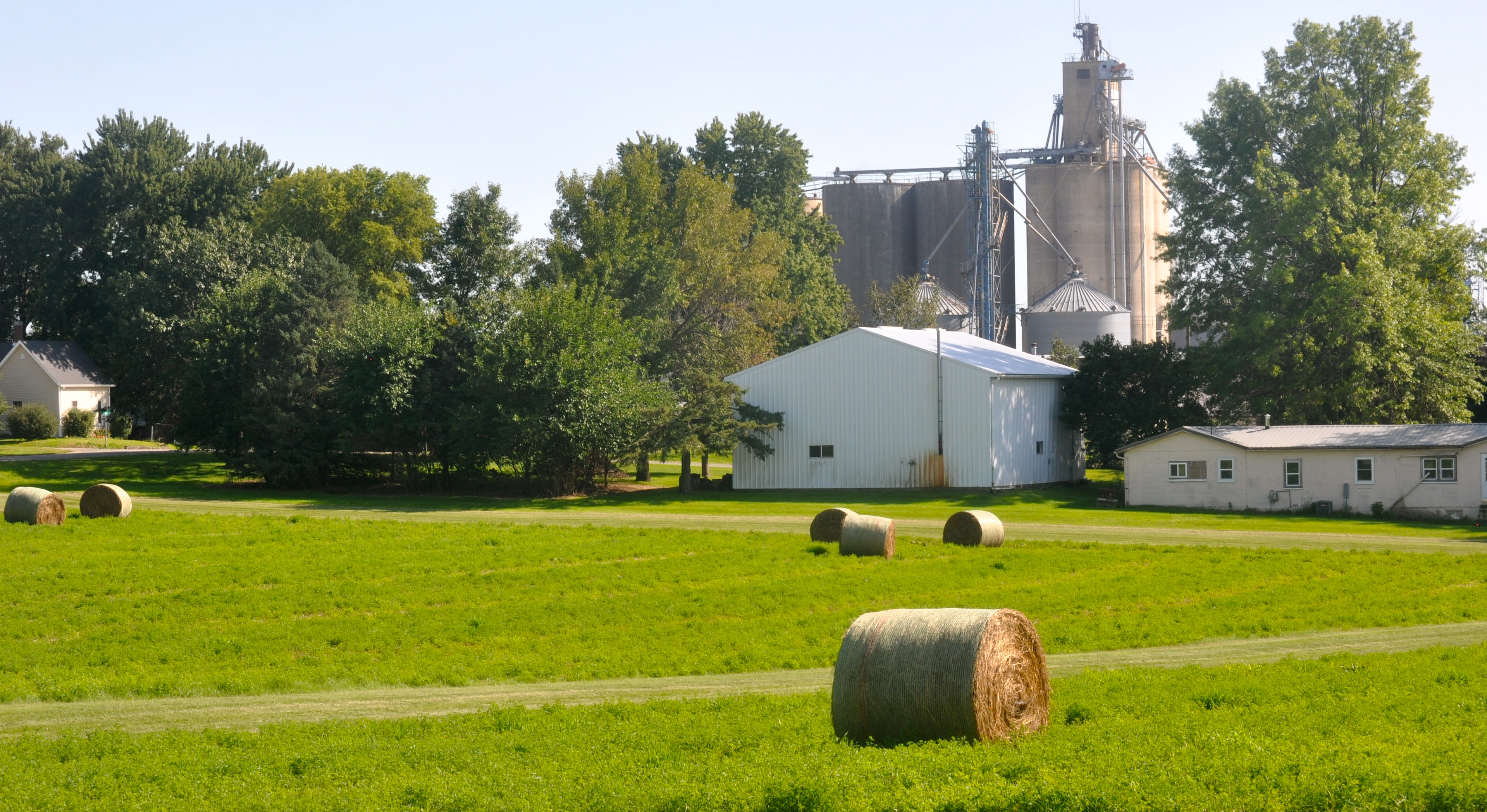 BCLUW FFA, Bayer partner on community garden in Beaman The Grundy