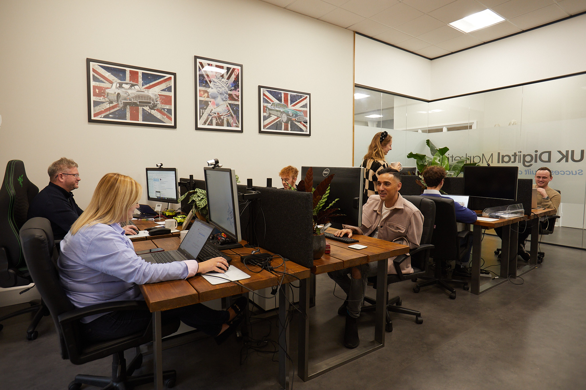 Corporate Darius Jean