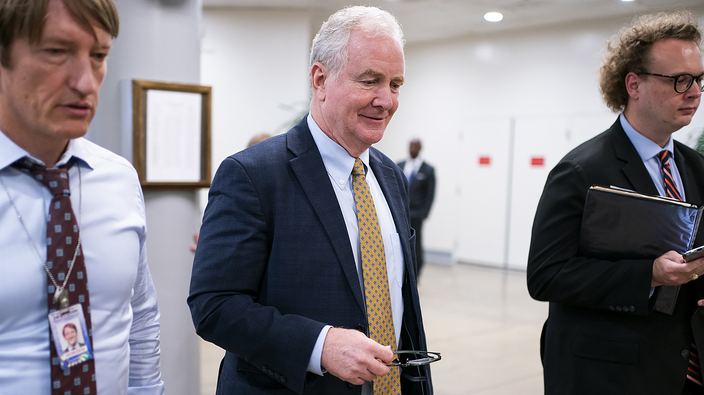 Van Hollen says Democrats 'not going to write a blank check' to avert shutdown Van Hollen says Democrats 'not going to write a blank check' to avert shutdown