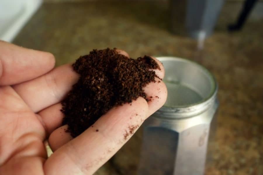 How To Use A Moka Pot To Make Delicious Coffee On The Stove