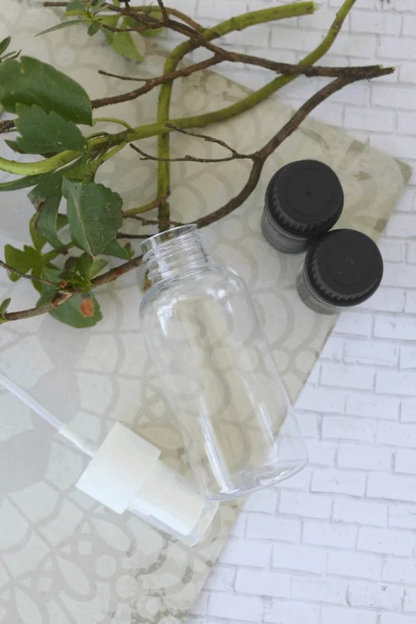 DIY Essential Oil Spider Repellent Spray The Homespun Hydrangea