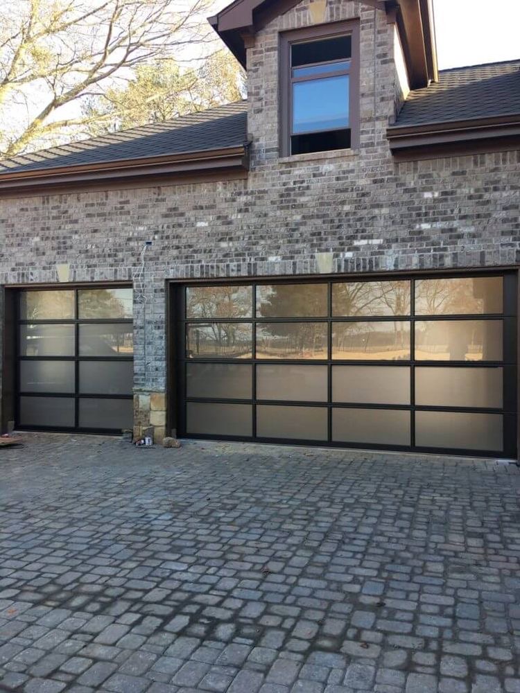 15 Garage Door Color Ideas For Grey Houses The Home Tome