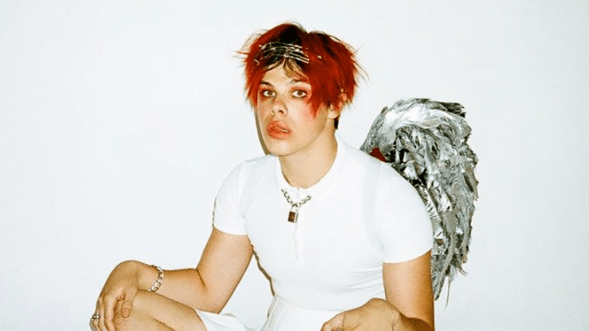 Sweetest Music Video for Yungblud's 'Cotton Candy' The Honey POP