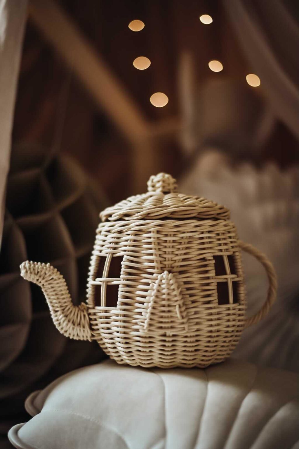 Handmade Rattan Teapot House ⋆ The Hoppi Hippo