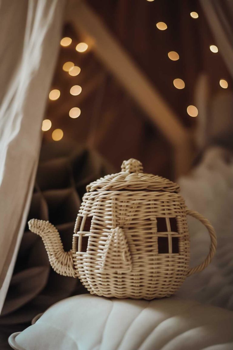 Handmade Rattan Teapot House ⋆ The Hoppi Hippo