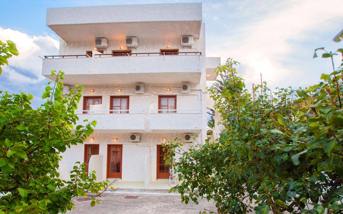 Filoxenia Studios & Apartments in Paleochora, Chania TheHotel.gr