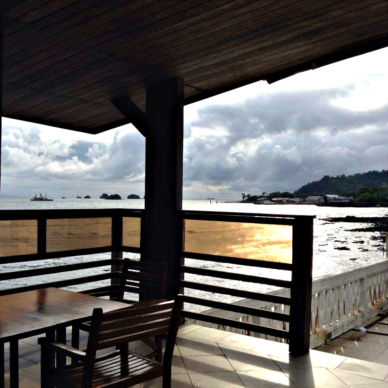 THIS HOTEL IN LIMBE, CAMEROON HAS THE MOST ROMANTIC OCEAN VIEW! The