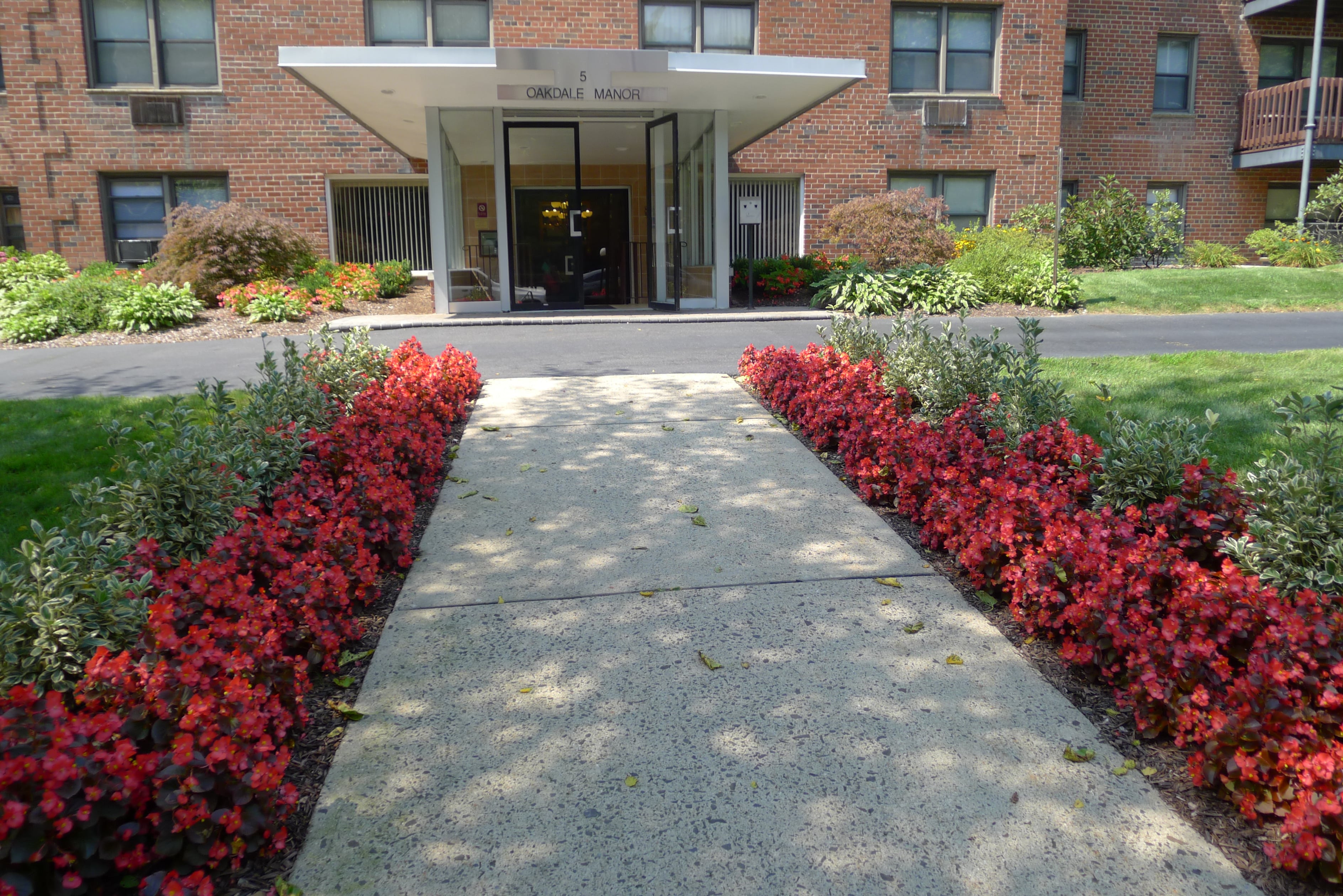 5 Oakdale Manor, Suffern NY coop for sale Kalispell MT Homes for Sale