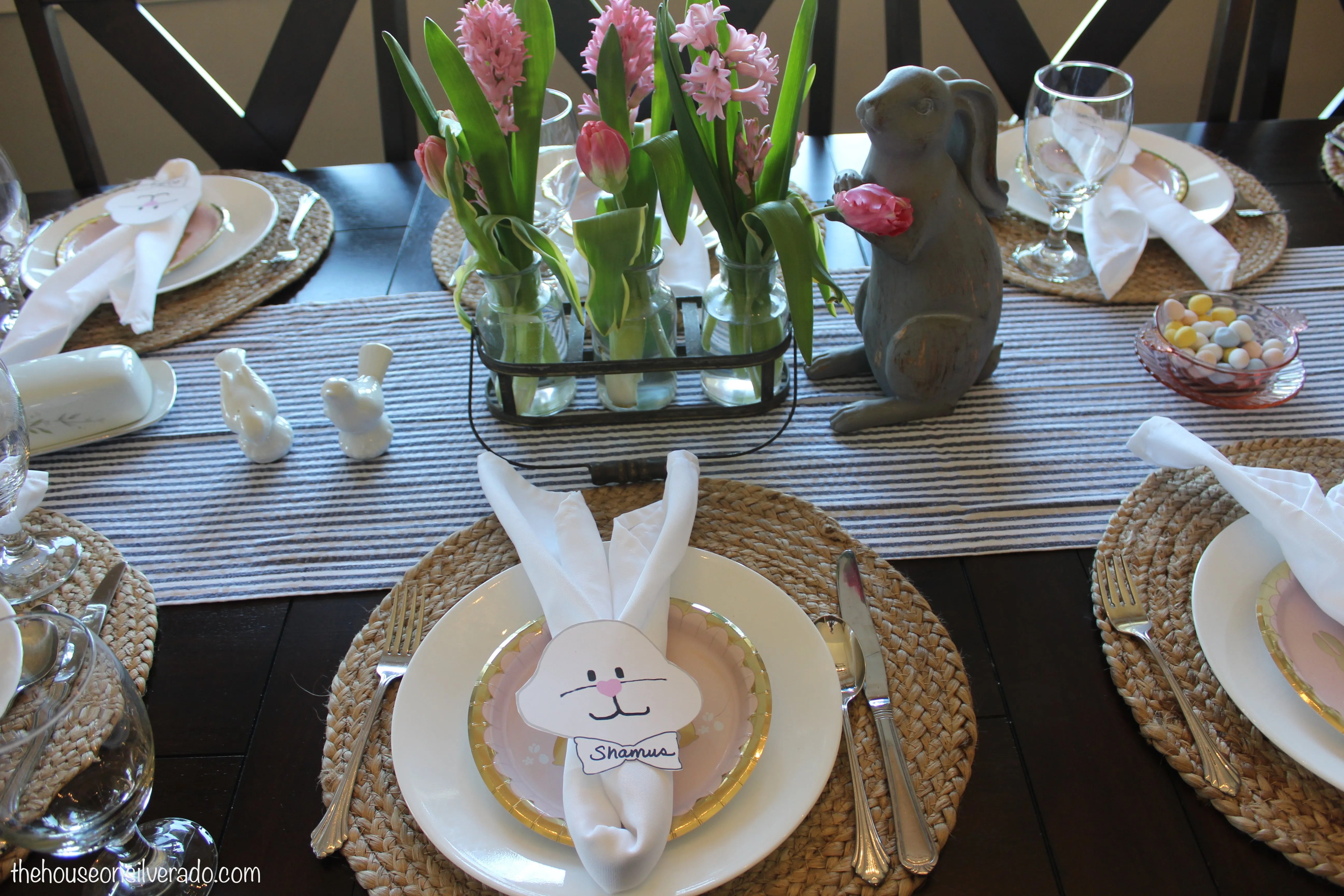 How to Create an Easter Table Setting