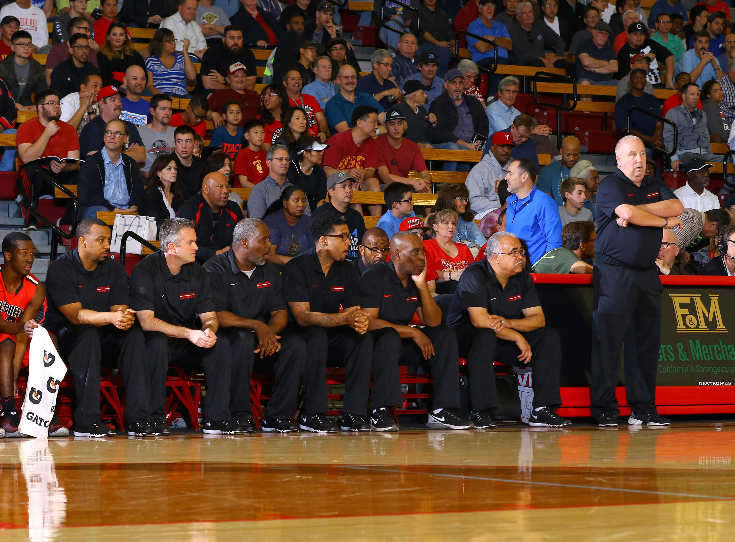 Westchester High School Comets host fundraiser to rename school's gym after legendary basketball