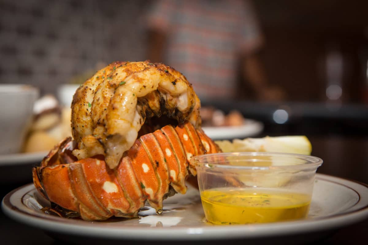 This New Detroit Eatery Has That FIRE! ChopsGrill ClapBlackSeason