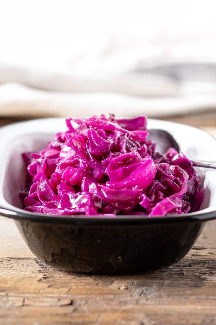 Braised Red Cabbage with Grape Jelly the hungry bluebird