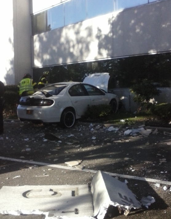 Car Crashes Into Huntington Atrium The Huntingtonian