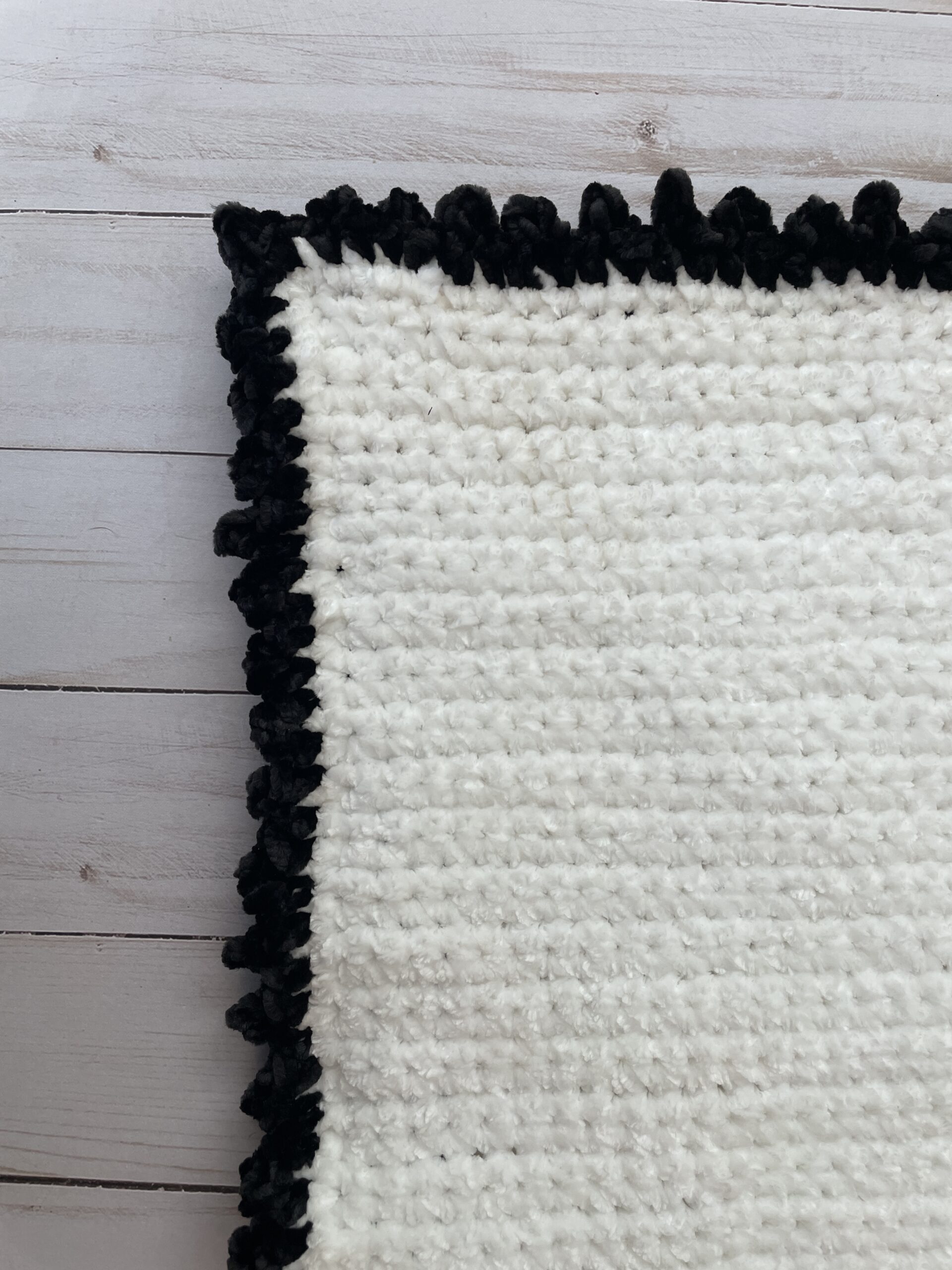Easy Crochet Velvet Blanket The Hyper Hook
