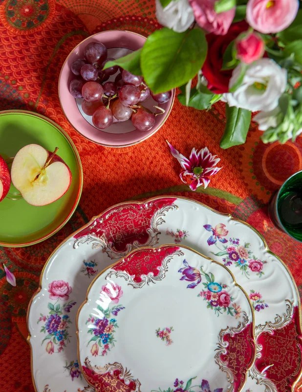 Is Porcelain Dinnerware MicrowaveSafe? The iambic