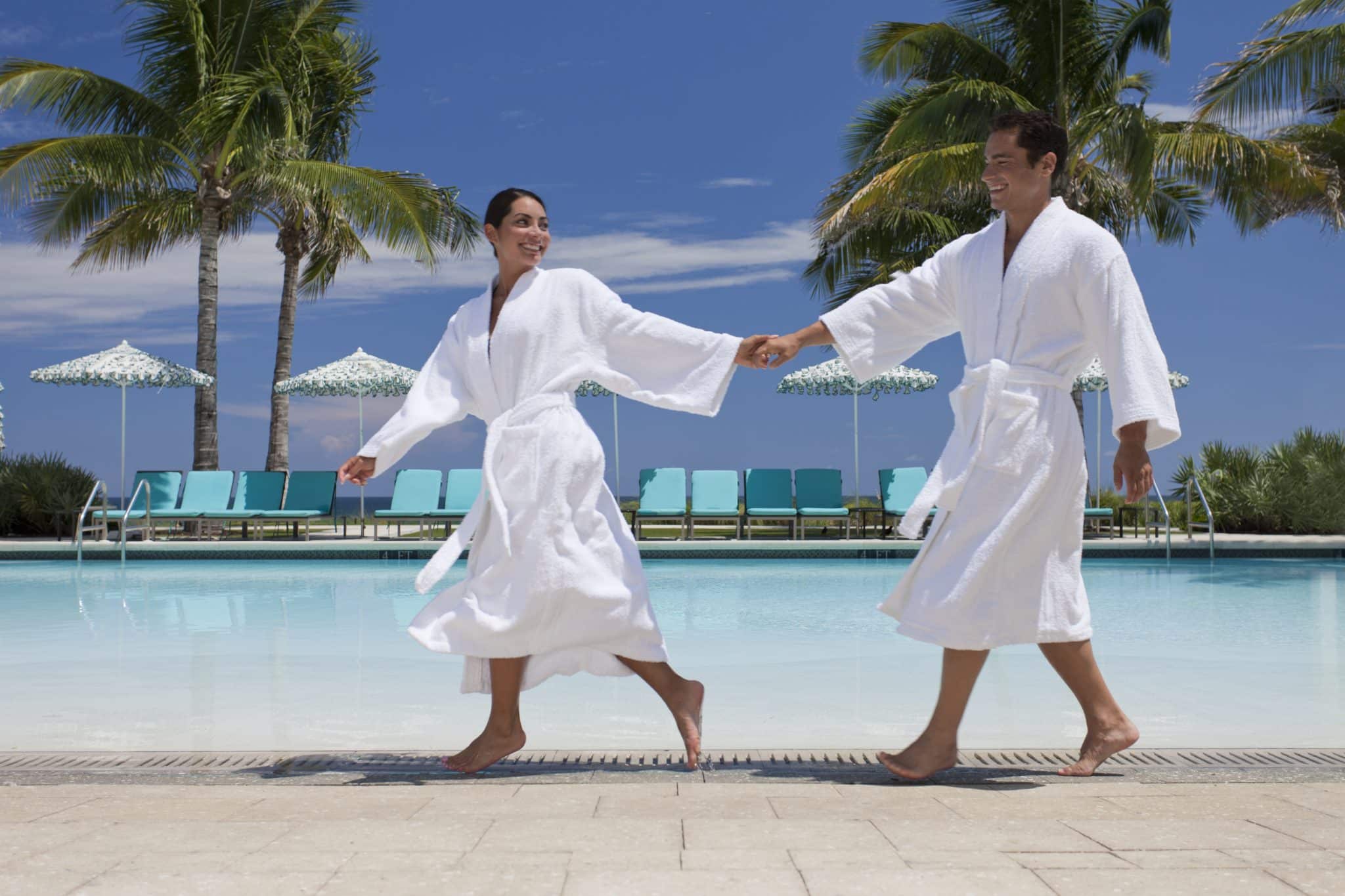 How Can Providing Robes Elevate Your Hotel's Brand and Enhance Guest